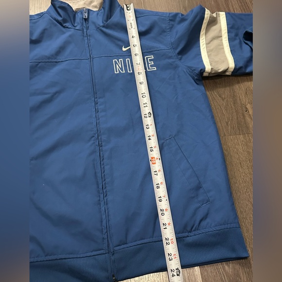 Vintage Kid’s Nike Jacket - Picture 6 of 6